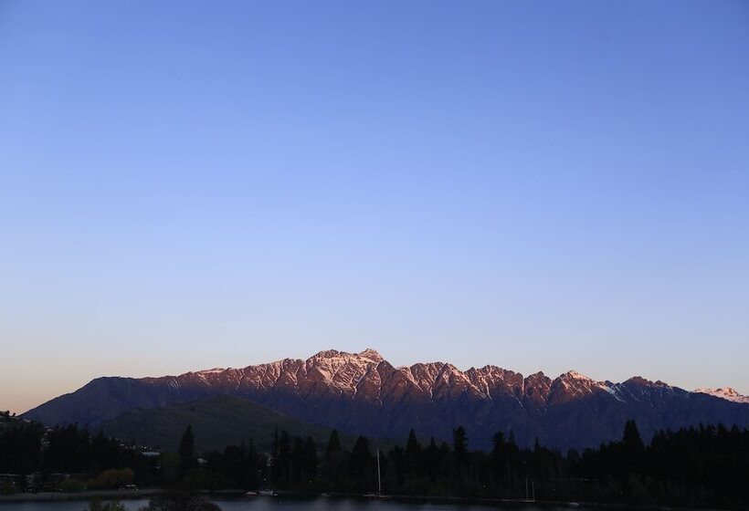 בית מלון כפרי St Moritz Queenstown Mgallery By Sofitel