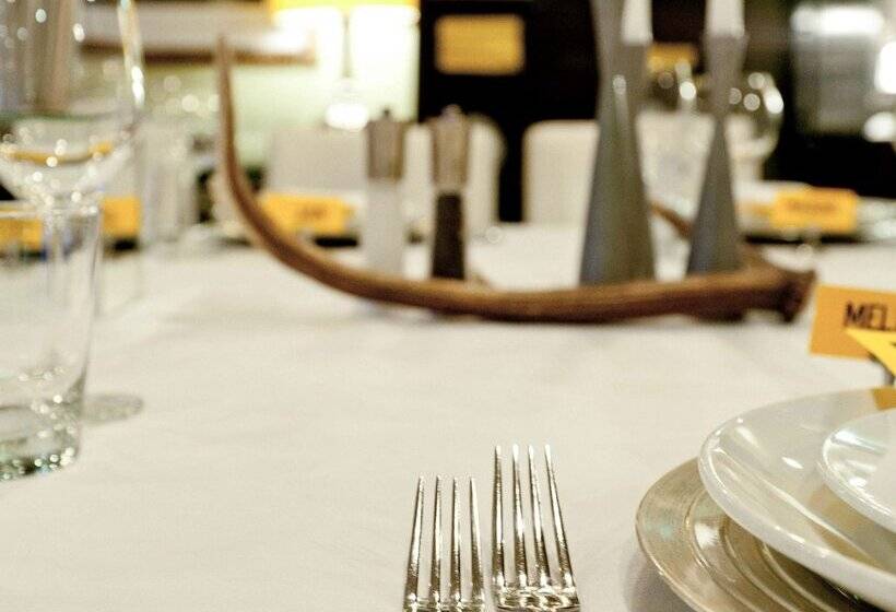 בית מלון כפרי St Moritz Queenstown Mgallery By Sofitel