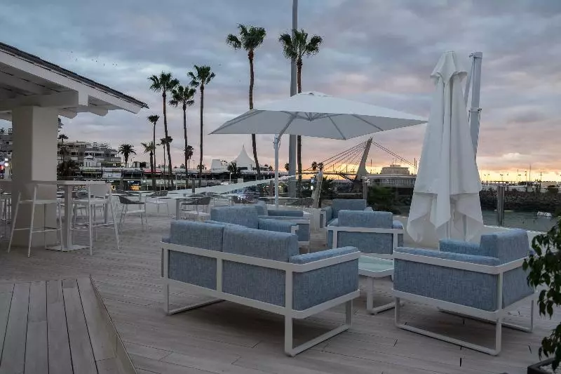 Hovima La Pinta Beachfront Family