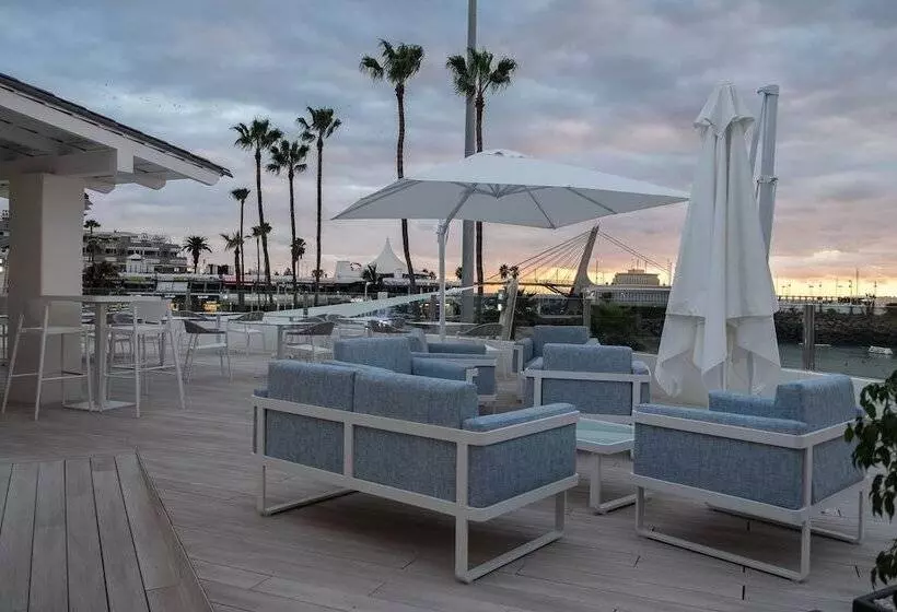 Hovima La Pinta Beachfront Family