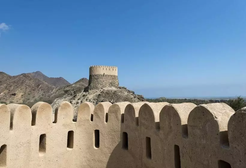 Le Méridien Al Aqah Beach Resort