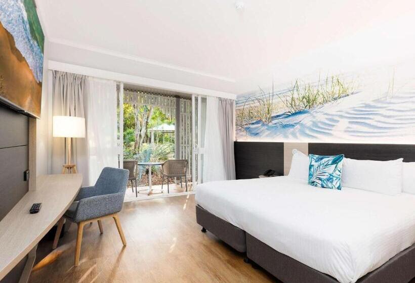 Novotel Sunshine Coast Resort