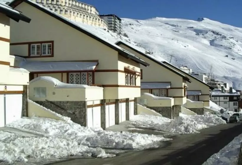 Residencial Las Tuyas