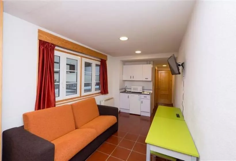 Residencial Las Tuyas