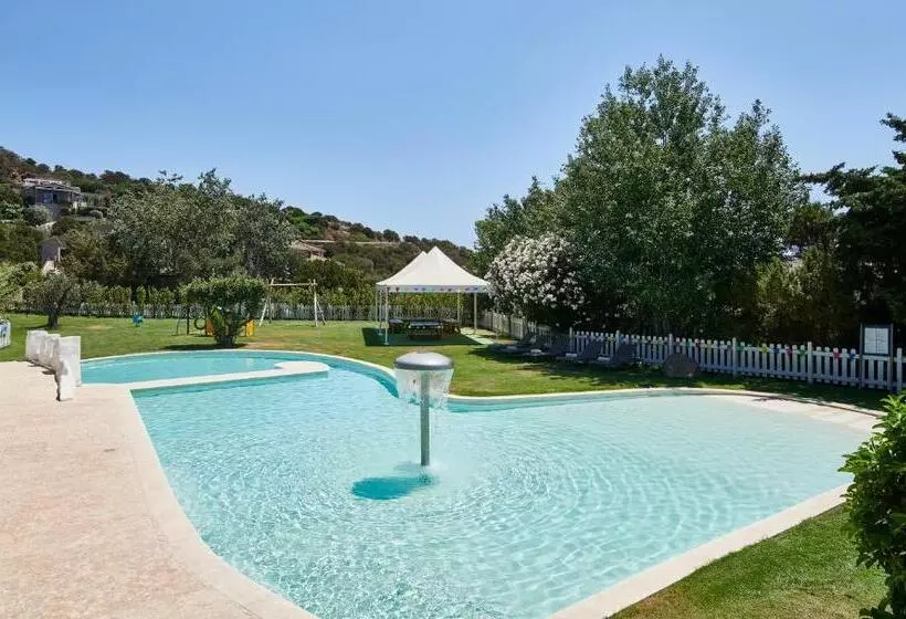 リゾートホテル Chia Laguna   Hotel Village