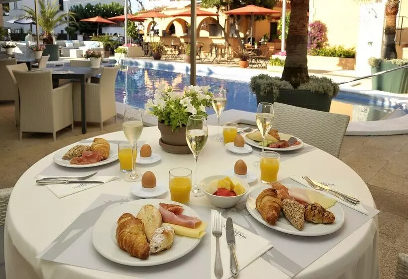 Van Der Valk Hotel Barcarola