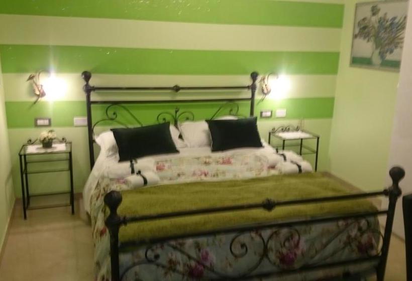 بنسيون Affittacamere Villa Giulia