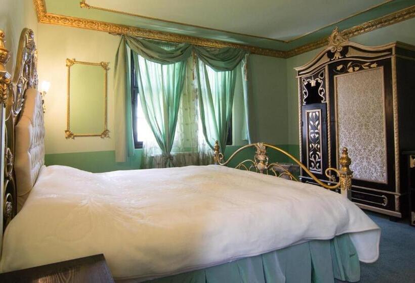 Пансион Casa Cu Farfurii