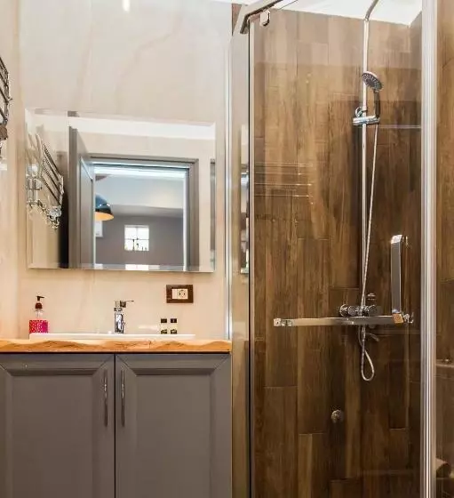 ペンション Guest House People