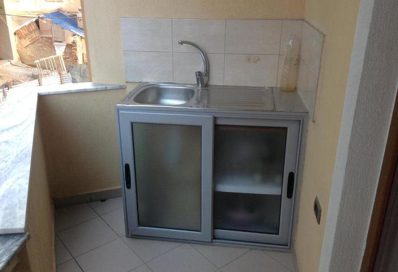 ペンション Klodi Apartament