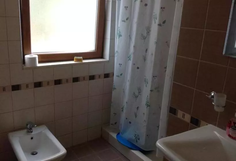 ペンション Klodi Apartament