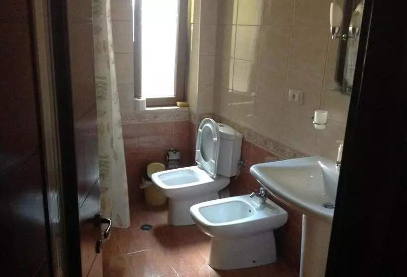 ペンション Klodi Apartament