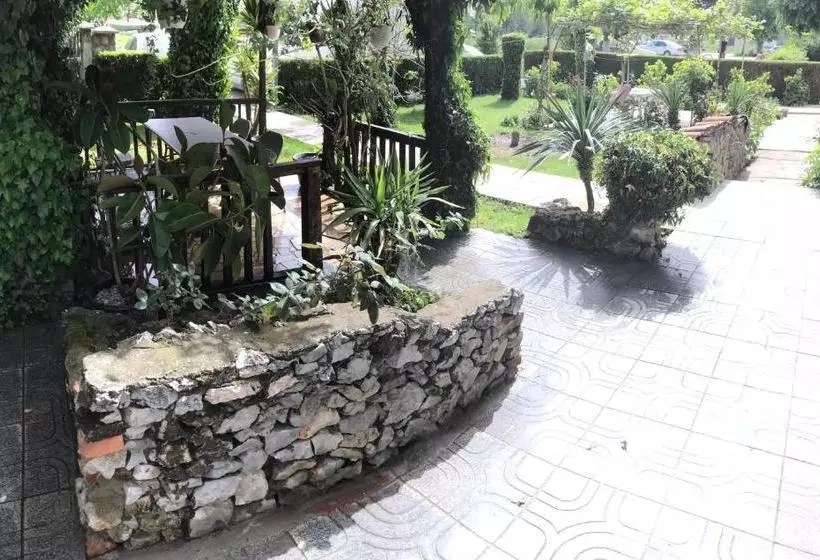 پانسیون Venecia Plaza Struga