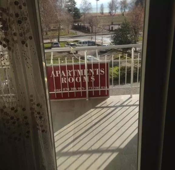 پانسیون Venecia Plaza Struga