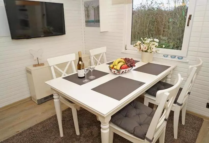 Lomakeskus Blockhaus _ Grosse Terrasse Mit St