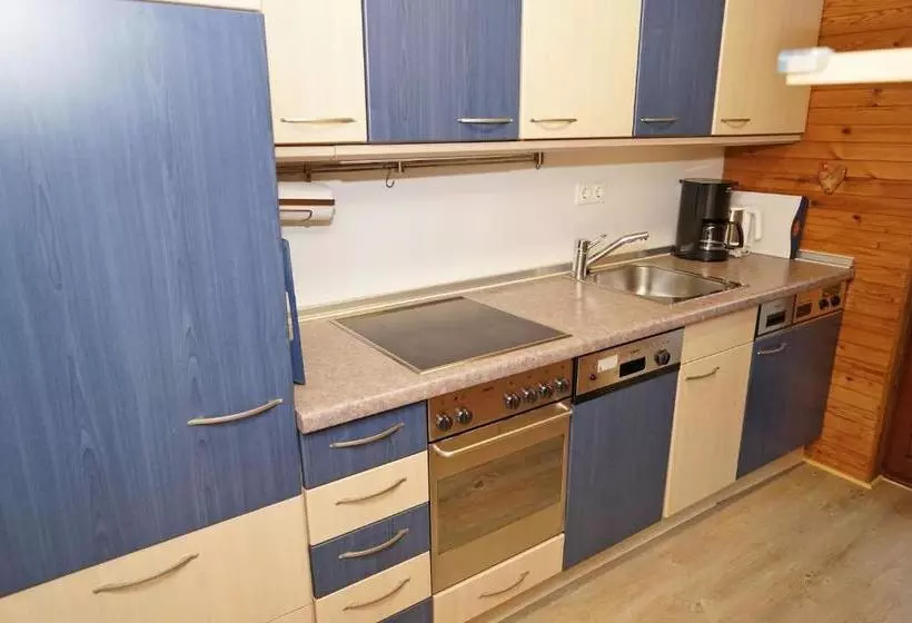 Lomakeskus Blockhaus _ Grosse Terrasse Mit St