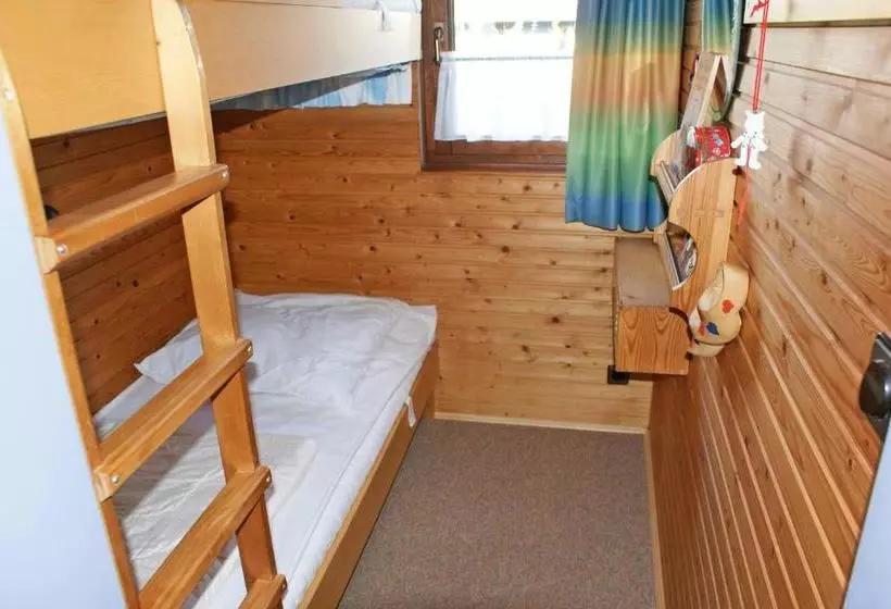 Lomakeskus Blockhaus _ Grosse Terrasse Mit St