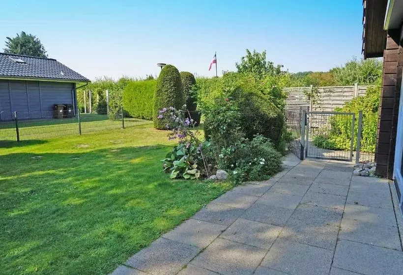 Lomakeskus Blockhaus _ Grosse Terrasse Mit St