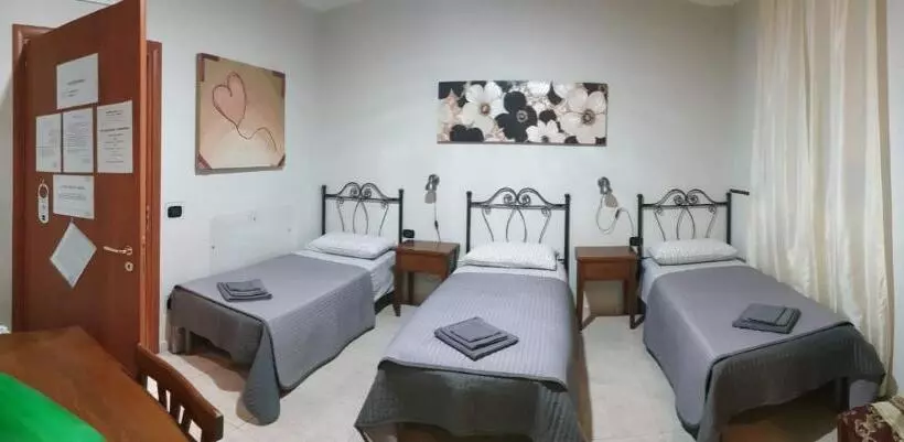 تختخواب و صبحانه Affitta Camere Nonna Paola