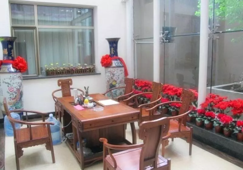 Hotelli Greentree Inn Datong West Xiangyang Street Express