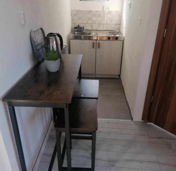 پانسیون Guesthouse Panorama