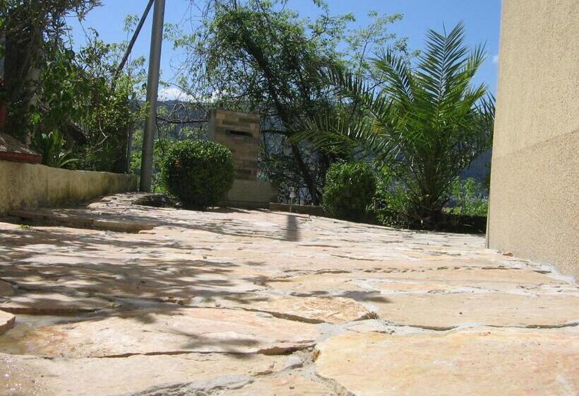 پانسیون Guesthouse Panorama