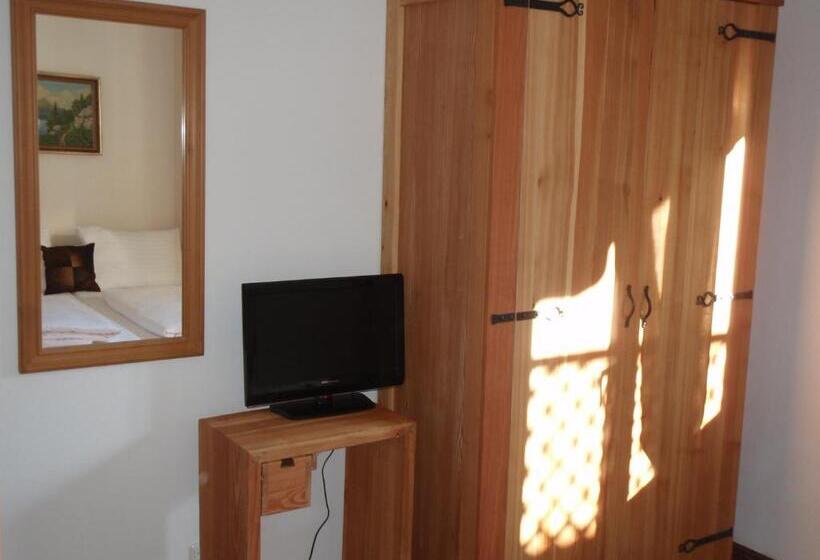 بنسيون Landhaus Marlies