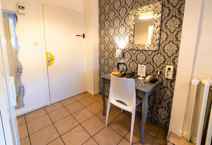 בית מלון כפרי Furania