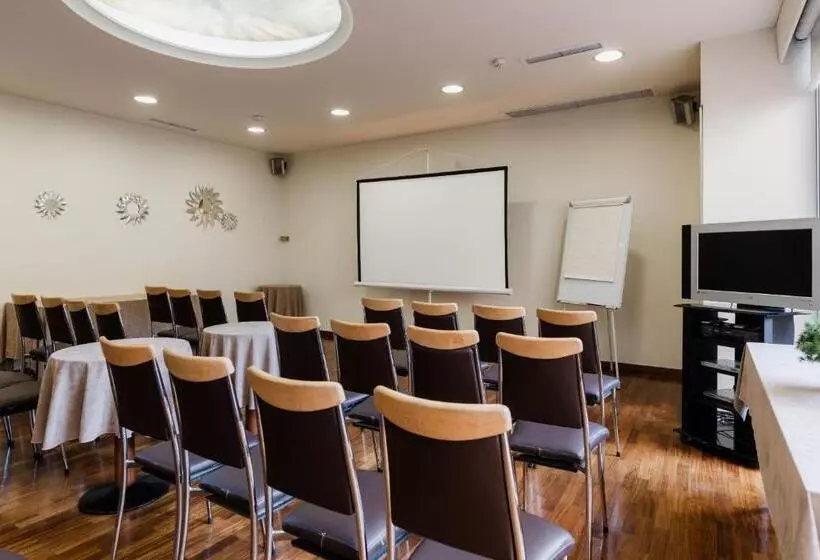 호텔 Acropolis Select