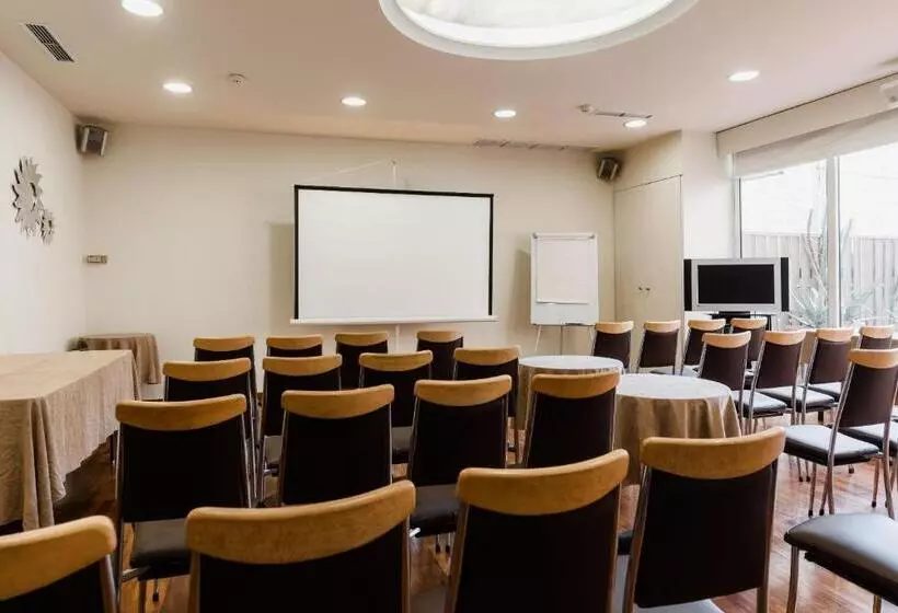 호텔 Acropolis Select