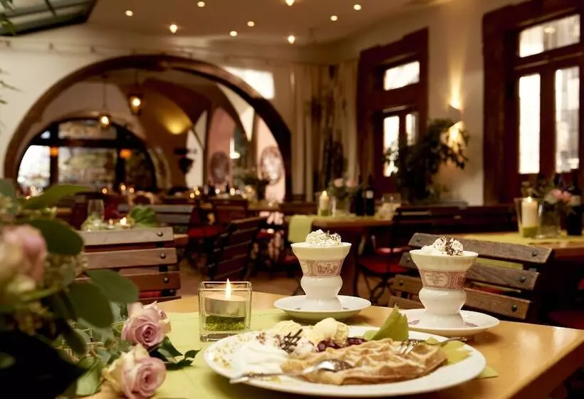 בית מלון כפרי Breuer S Rudesheimer Schloss