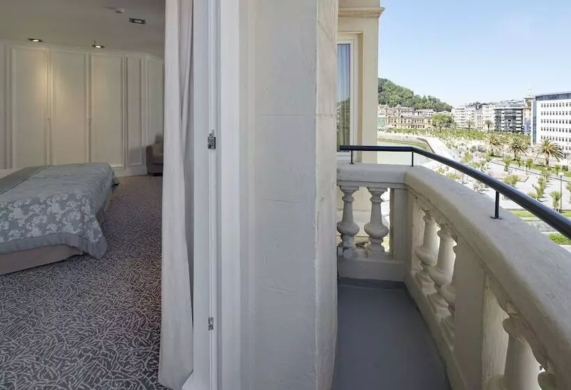 Hotel De Londres Y De Inglaterra