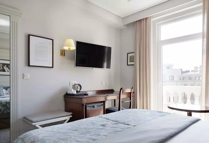 Hotel De Londres Y De Inglaterra