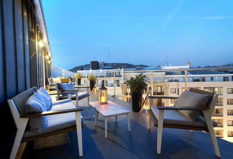 هتل De Londres Y De Inglaterra