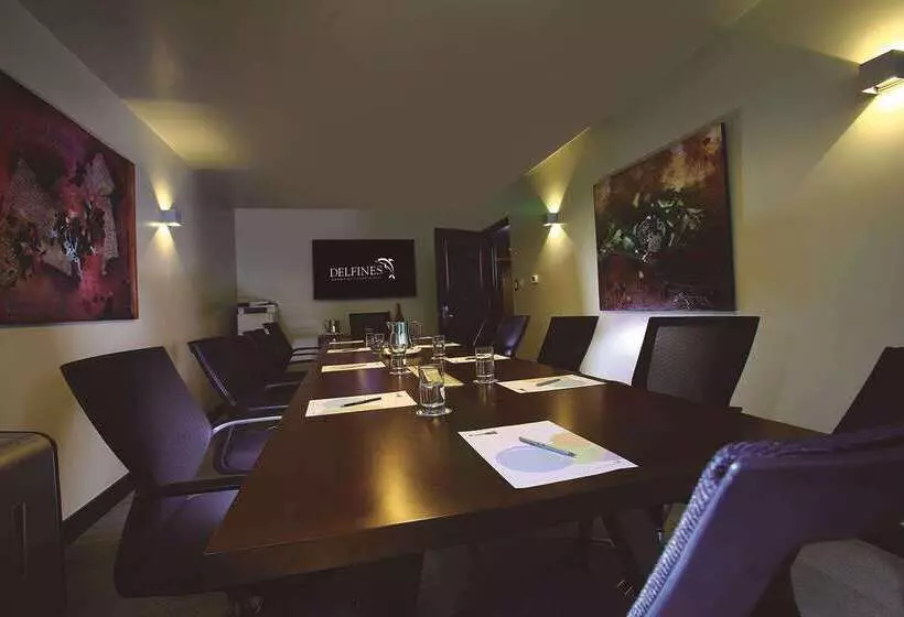 Delfines Hotel & Convention Center