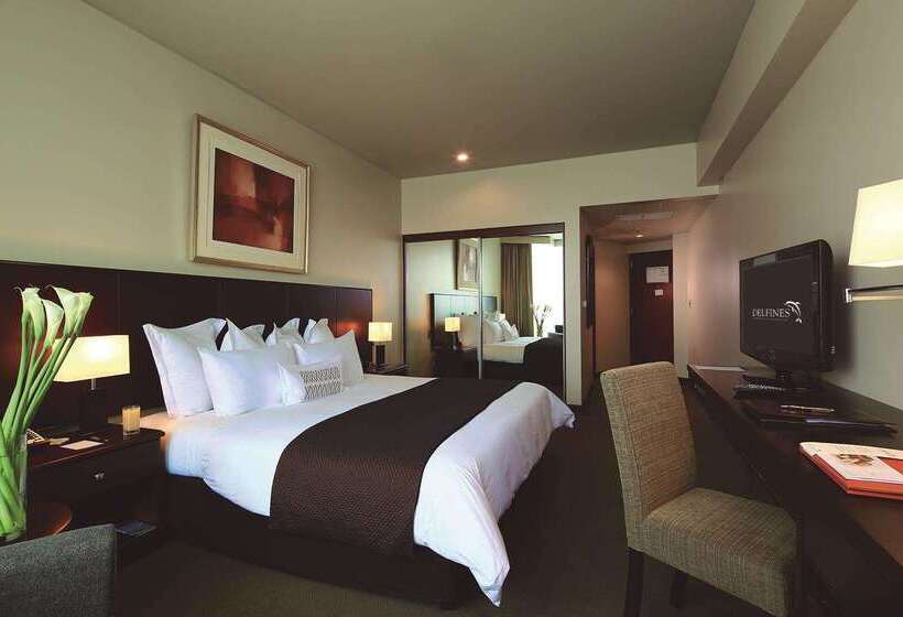 Delfines Hotel & Convention Center