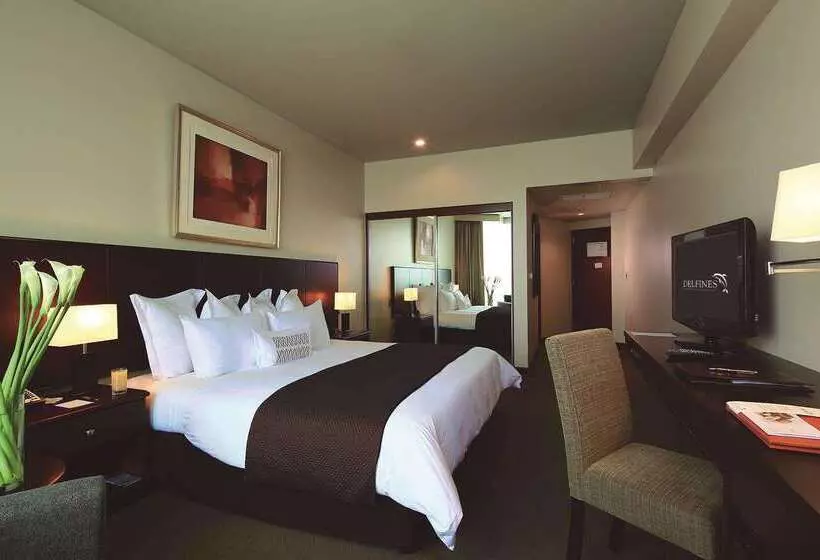 Delfines Hotel & Convention Center