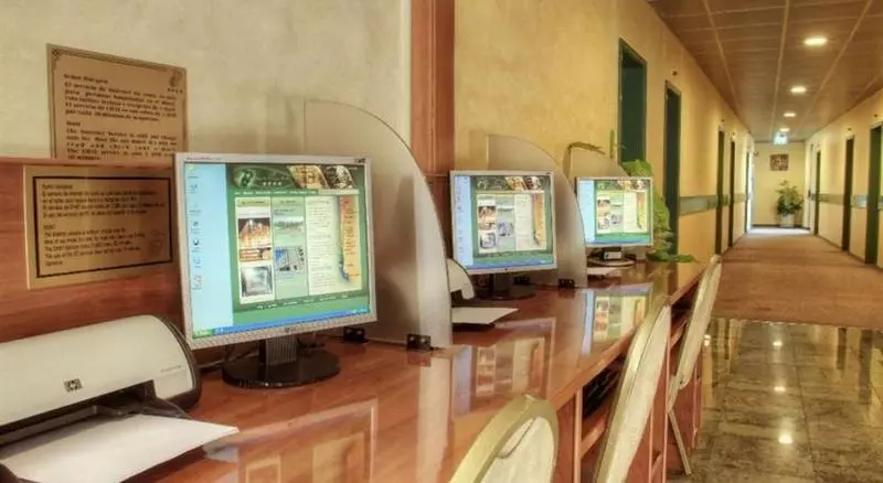 호텔 Diego De Almagro Aeropuerto