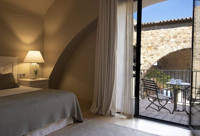 El Far Hotel Restaurant