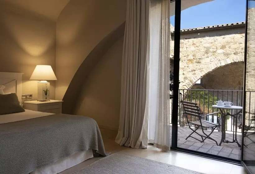 El Far Hotel Restaurant