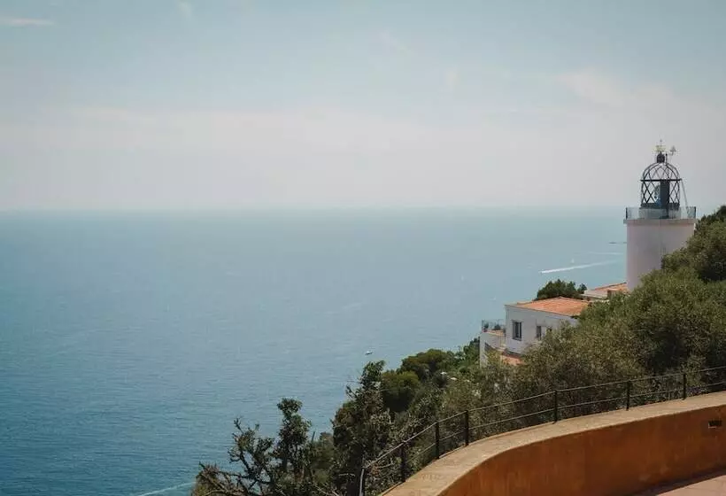 El Far Hotel Restaurant