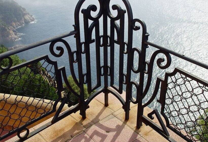 El Far Hotel Restaurant