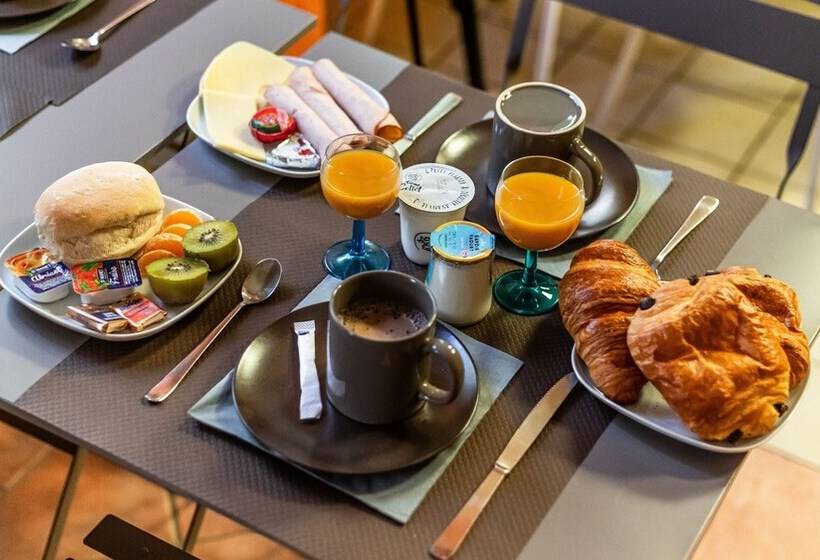 בית מלון כפרי Furania