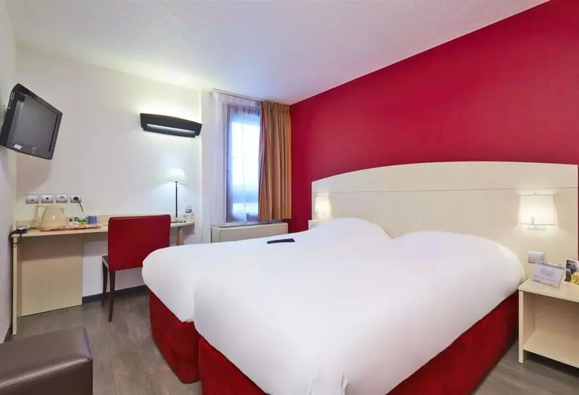 호텔 Kyriad Lyon Sud Saint Genis Laval