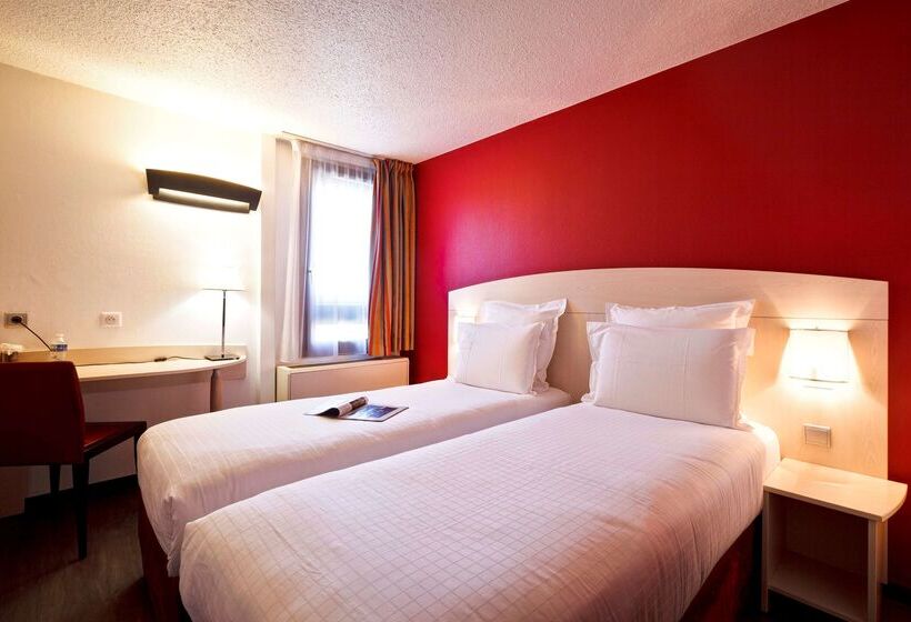 בית מלון כפרי Kyriad Lyon Sud Saint Genis Laval