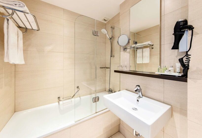 בית מלון כפרי NH Brussels Stéphanie