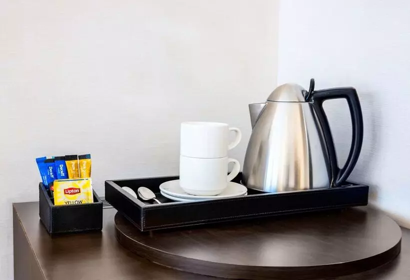 هتل NH Brussels Stéphanie