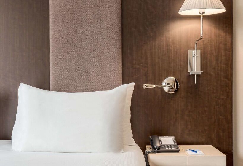 בית מלון כפרי NH Brussels Stéphanie