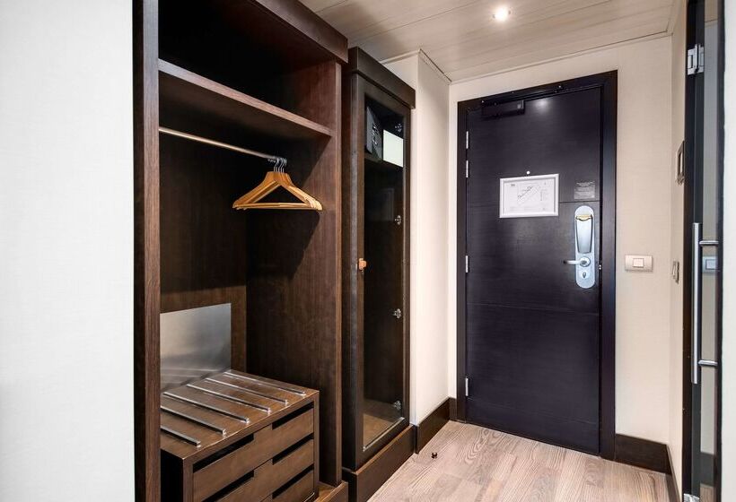 בית מלון כפרי NH Brussels Stéphanie