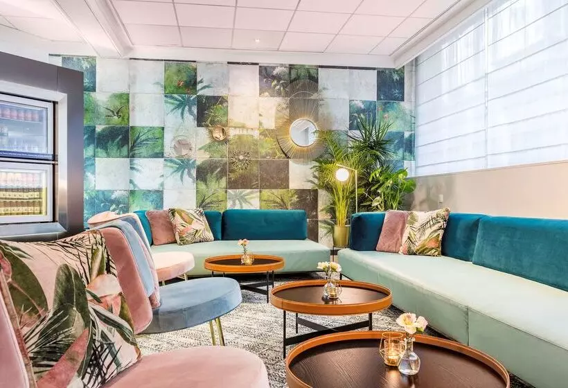 هتل NH Brussels Stéphanie